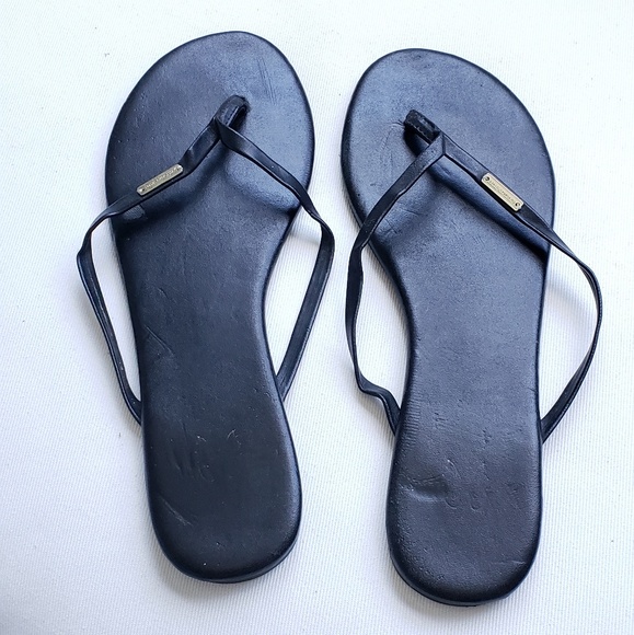 Victoria's Secret Shoes - Victoria's Secret Black Flip Flops Victoria's Secret Shoes - Victoria's Secret Black Flip Flops